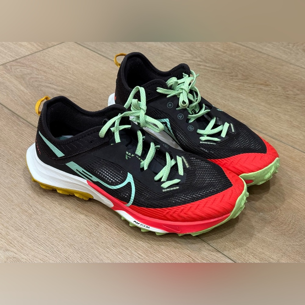 Nike Air Zoom Terra Kiger 8 Trail Running Shoes Women’s 10  DH0654-200